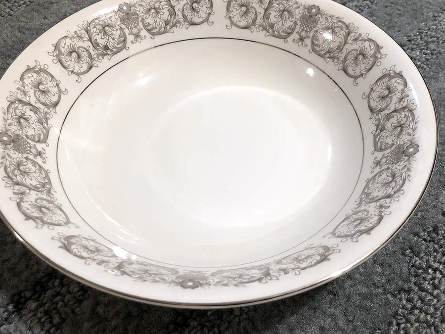 Elegante 9" Round Vegetable Bowl by Towne House-1