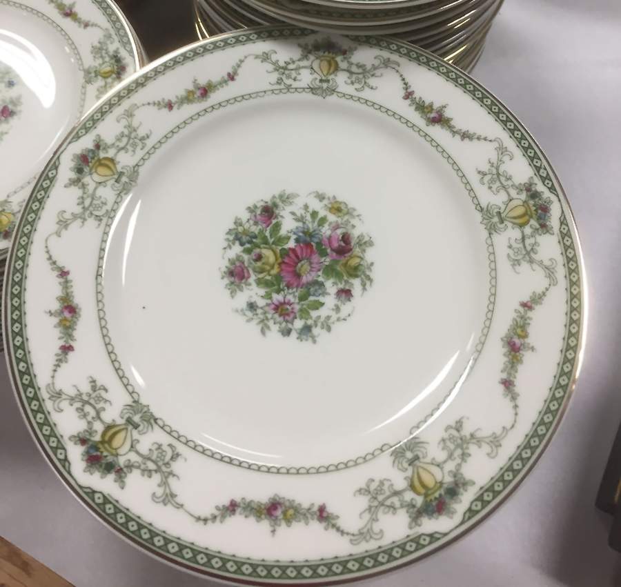 THU533 Dinner Plate by Thun-1