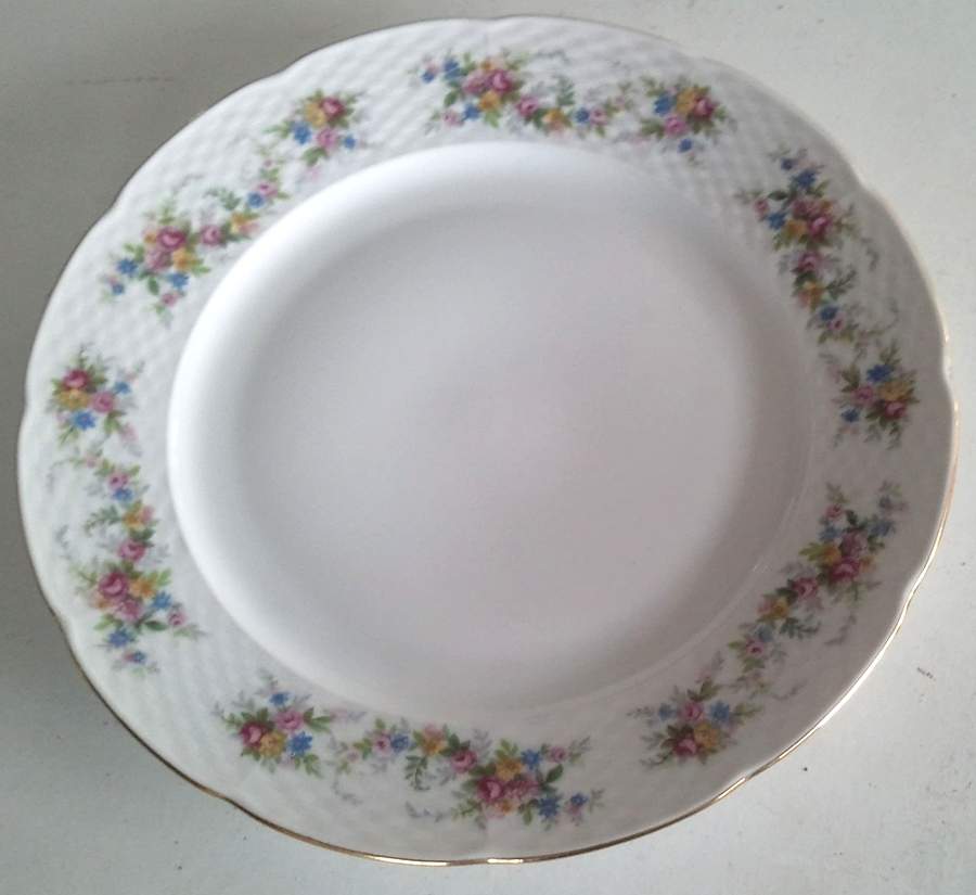 THU535 Dinner Plate by Thun-1