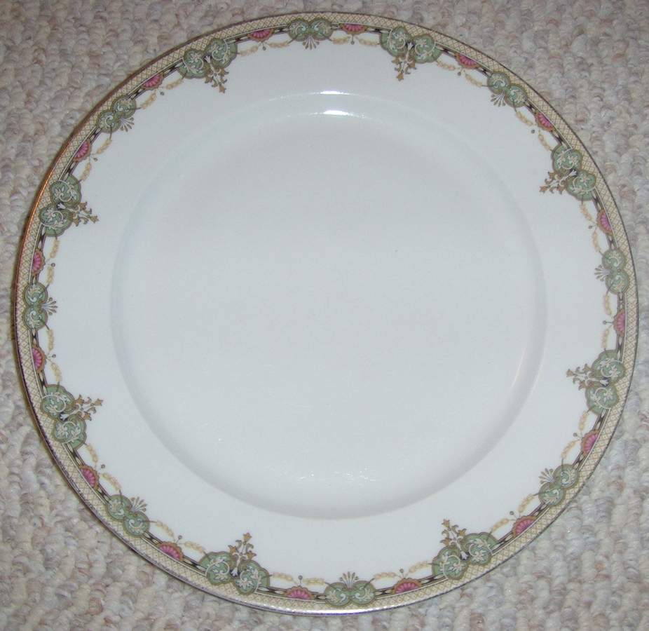 TRV906 Dinner Plate by Tressemanes & Vogt-1