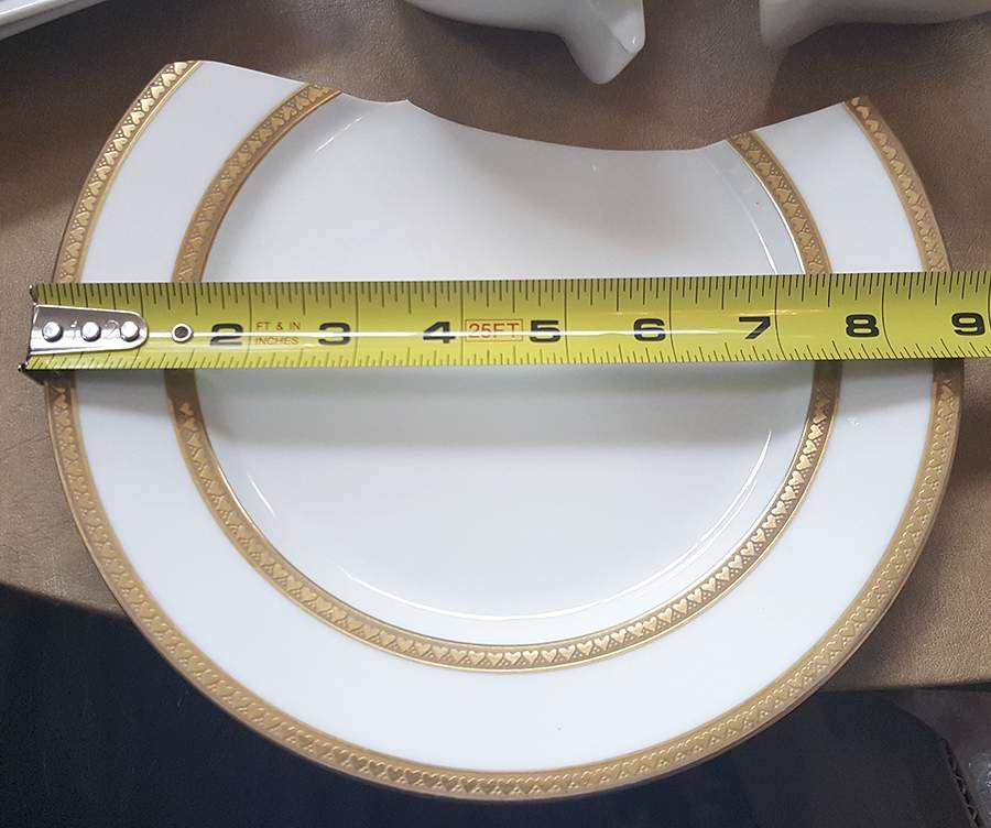 TRV909 Luncheon Plate by Tressemanes & Vogt-1