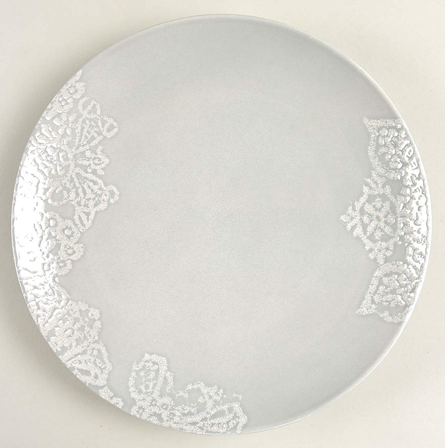 Tilla Dinner Plate by Threshold-1