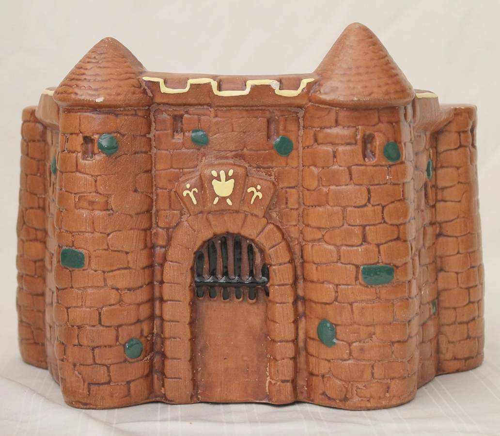 Castle Cookie Jar & Lid by Twin Winton-1
