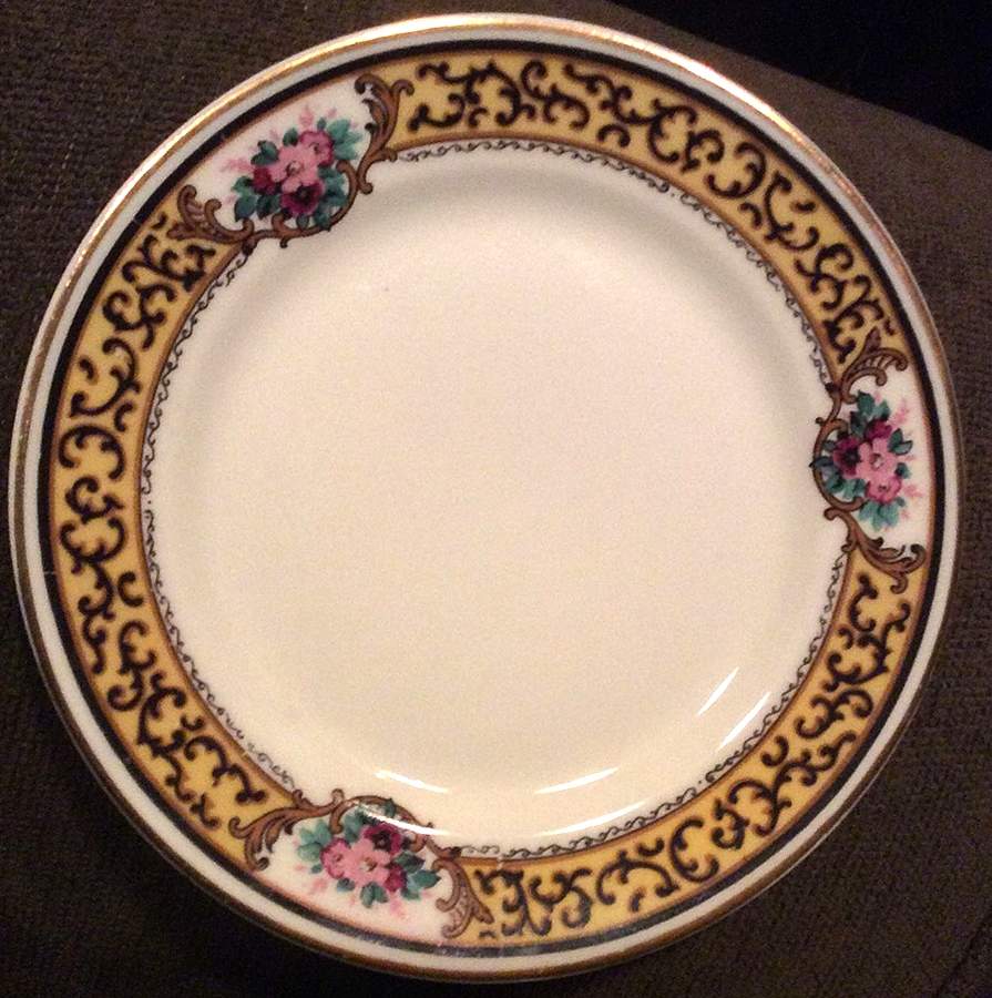 TRV911 Bread & Butter Plate by Tressemanes & Vogt-1