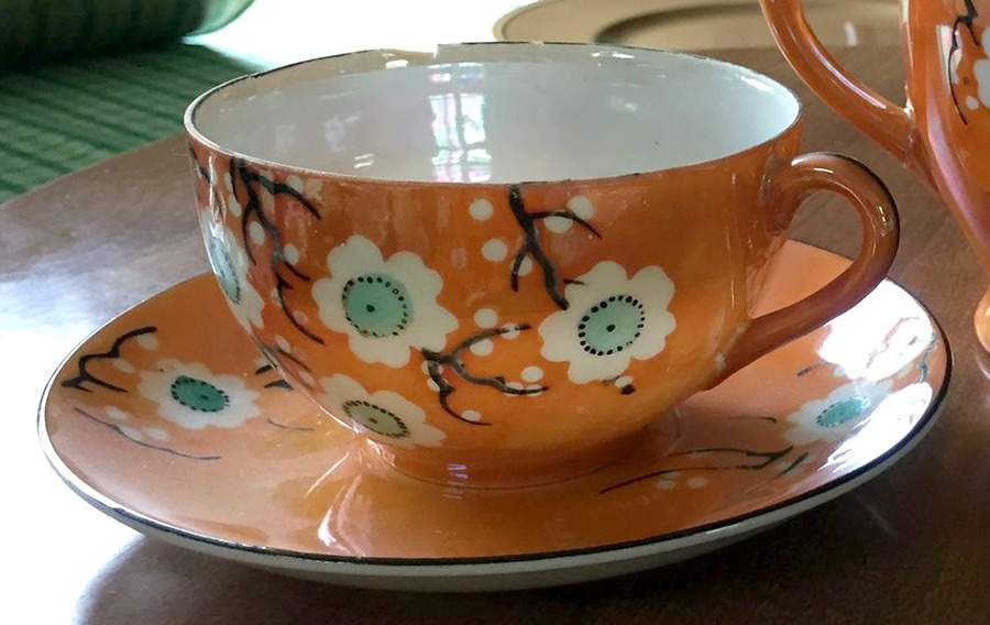 TKI95 Footed Cup & Saucer Set by Takito-1
