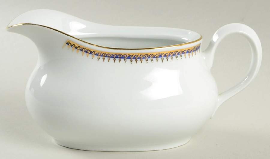 THU547 Gravy Boat by Thun-1