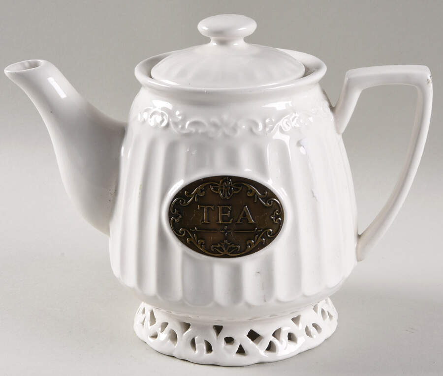 T1H2 Teapot & Lid by THL-1