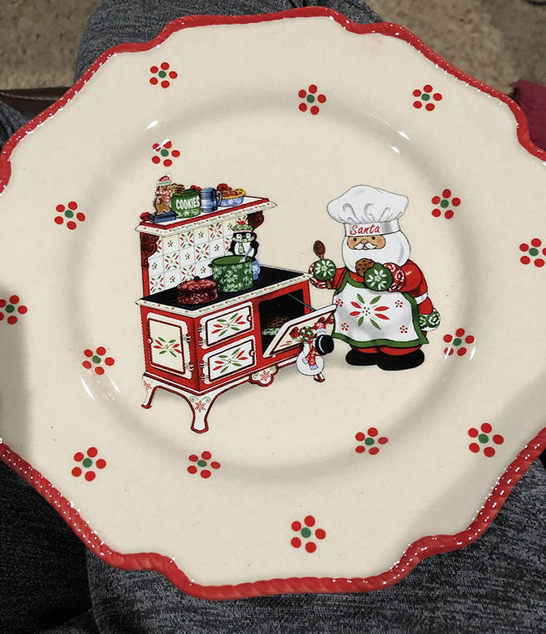 Holiday (Scalloped) Salad Plate by Temp-Tations-1