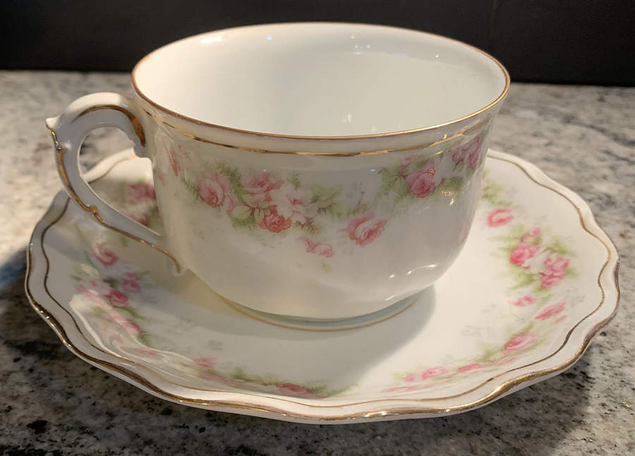 2306 Flat Cup & Saucer Set by Tirschenreuth-1