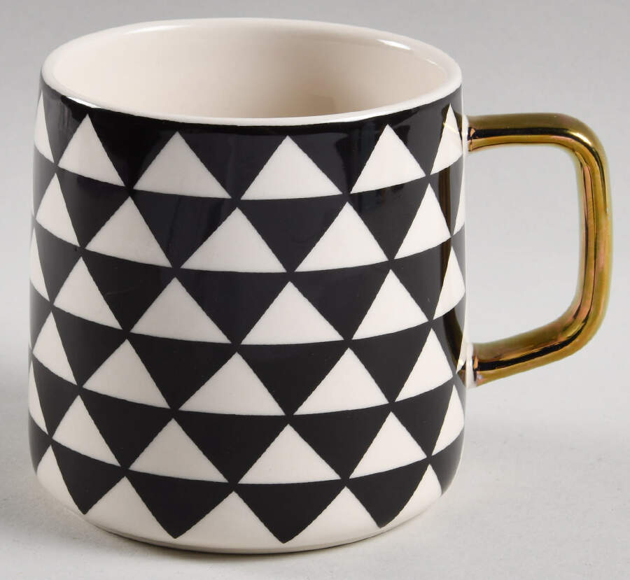 Medallion Mug by Thyme & Table-1