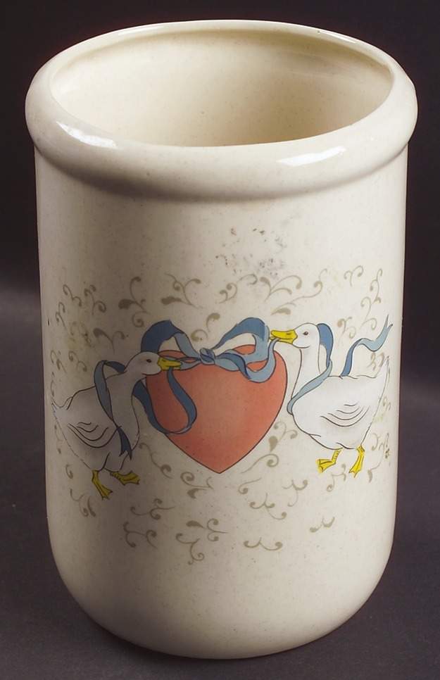 TWN11 Utensil Holder by Taiwan-1