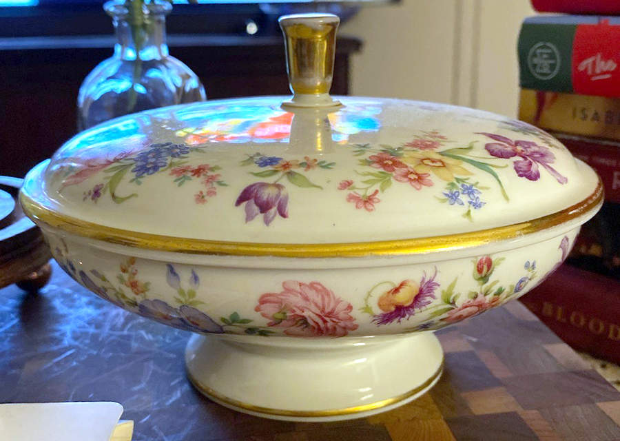 07342 Candy Dish & Lid by Thomas-1