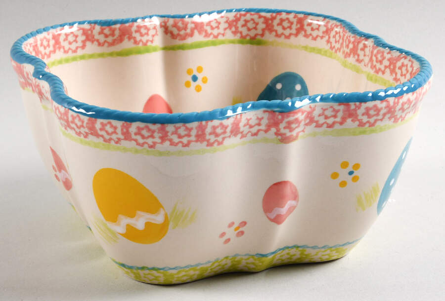 Egghunt 7" 1.5 Qt Square Bowl by Temp-Tations-1