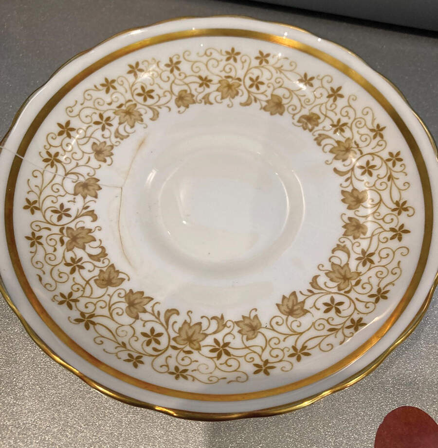 D2368 Saucer by Tuscan - Royal Tuscan-1