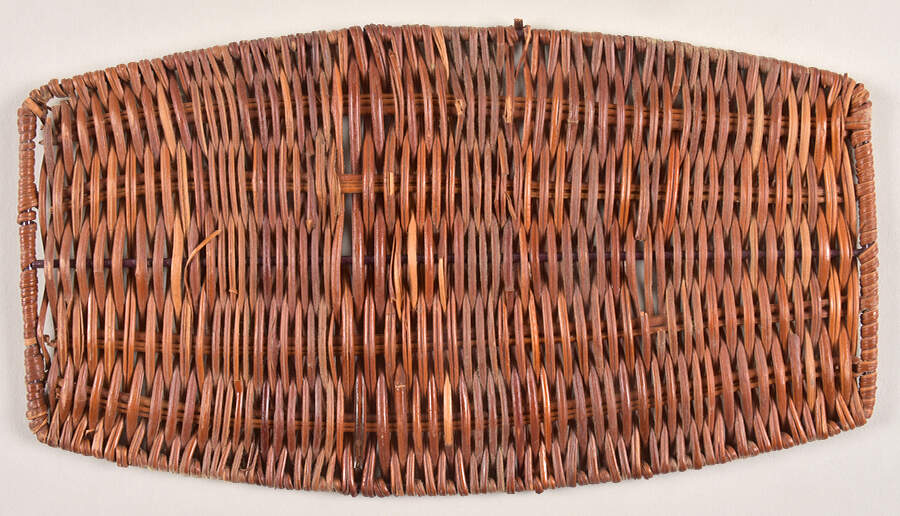 TEQ6 Wicker Trivet for 13" Rectangular Baker by Temp-Tations-1