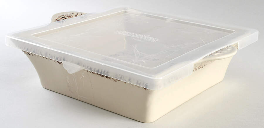 Verona-Beige 10" Square Baker & Plastic Lid by Temp-Tations-1