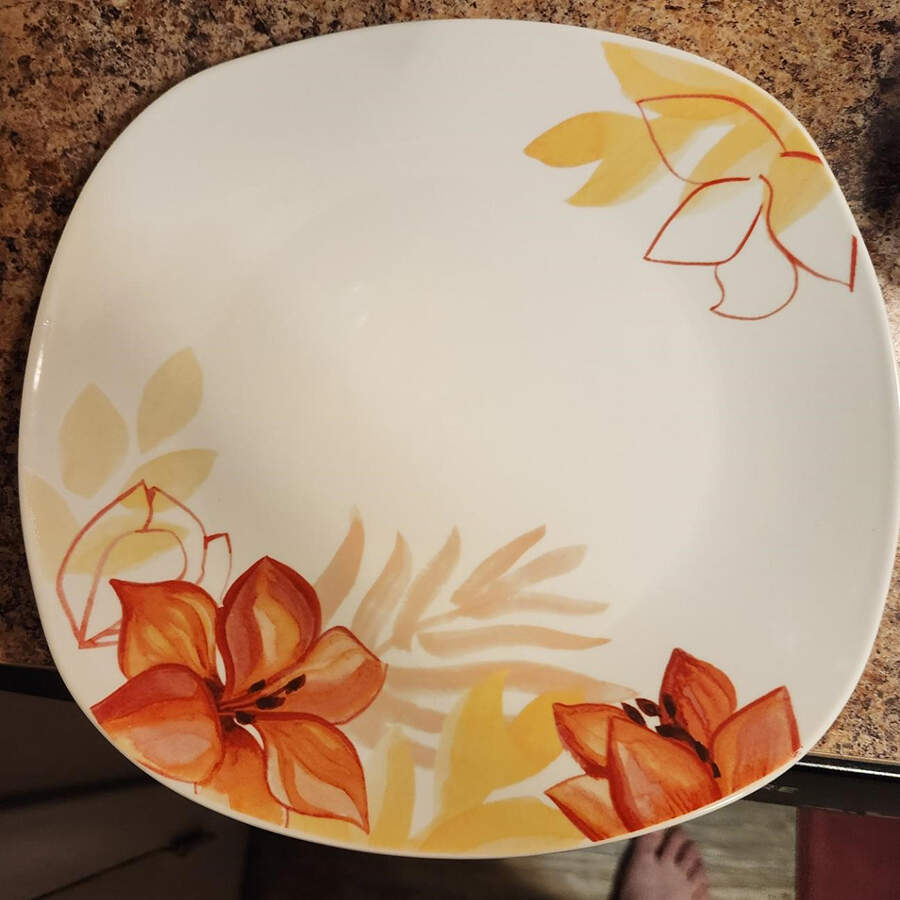 Lilian Dinner Plate by Tabletops Unlimited-1
