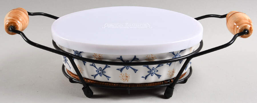 Provance 8" Oval Baker W/Plastic Lid,Wicker Tray & Metal Stand by Temp-Tations-1