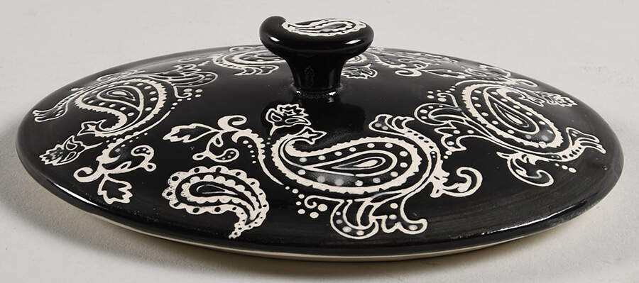 Vintagepaisley-Black Lid for 9 Oz Individual Oval Casserole by Temp-Tations-1