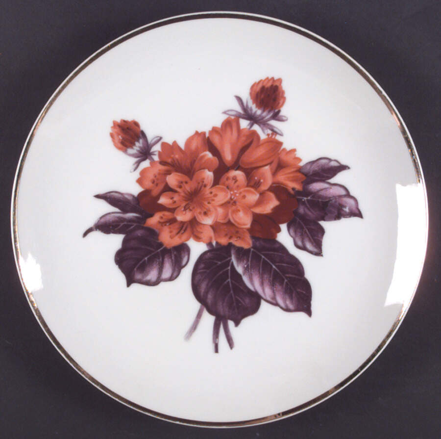 Floral Dinner Plate by Ucagco-1