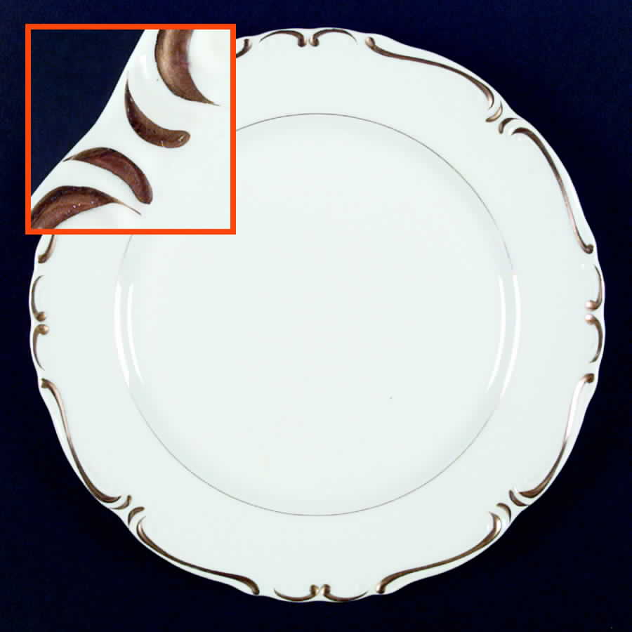 Heirloom Dinner Plate by Ucagco-1