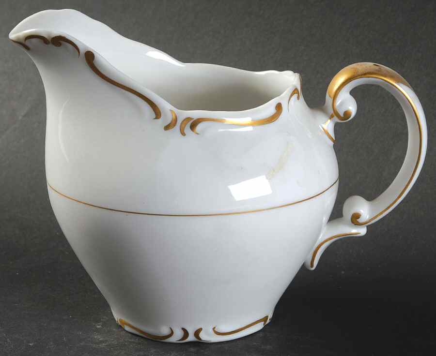 Heirloom Creamer by Ucagco-1