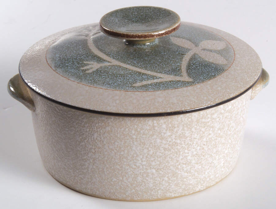 Medallion Sugar Bowl & Lid by Ucagco-1