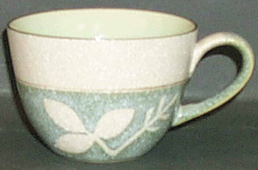 Medallion Flat Cup by Ucagco-1