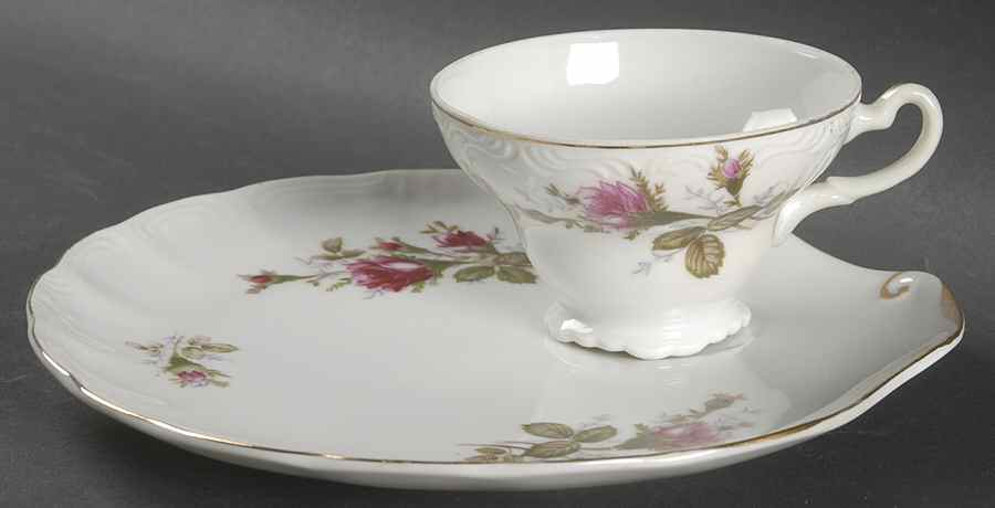 Moss Rose Snack Plate & Cup Set by Ucagco-1