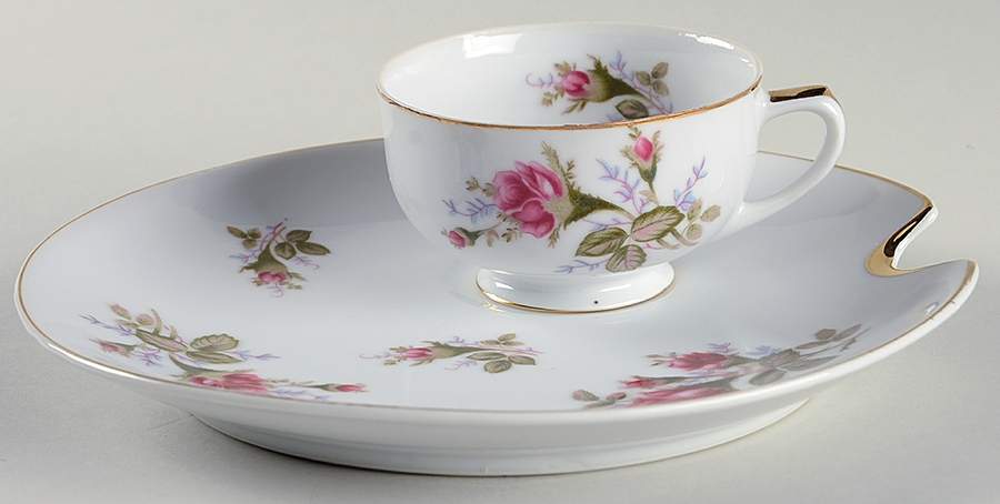 Moss Rose Snack Plate & Cup Set by Ucagco-1