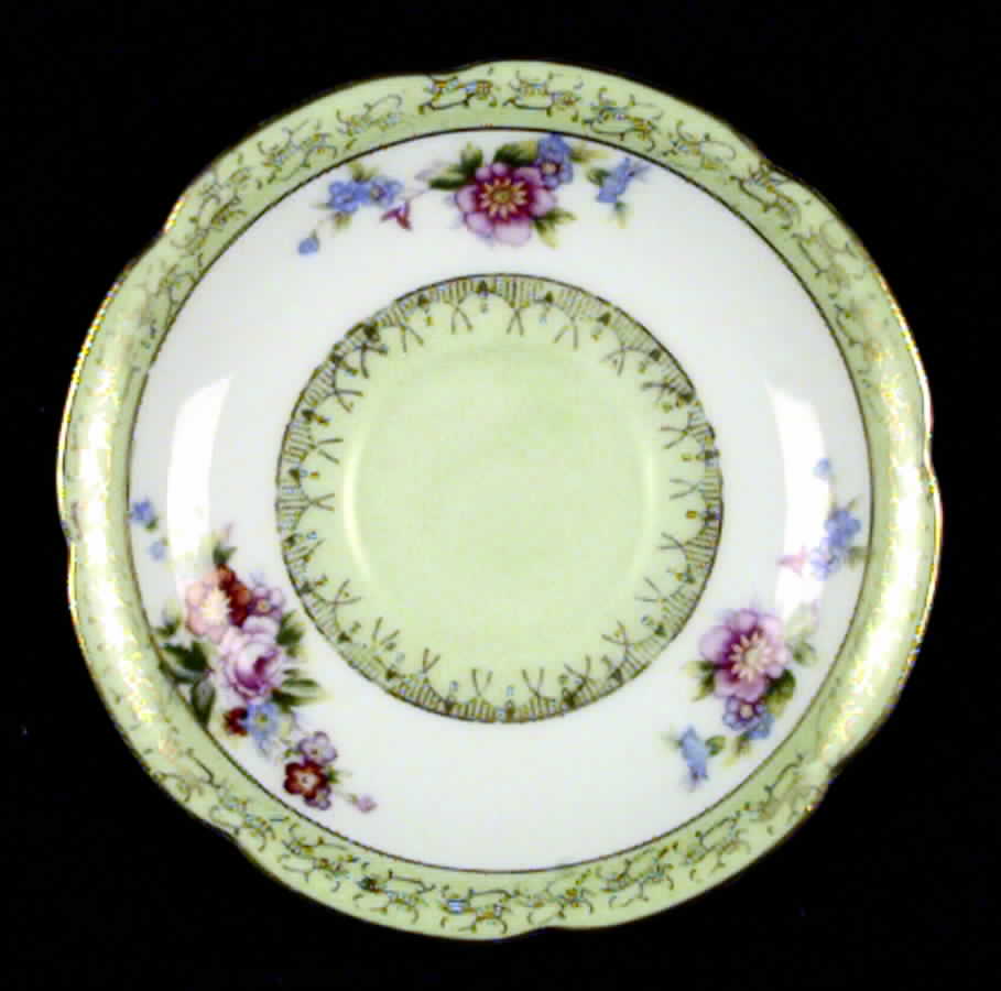 UCA1 Saucer by Ucagco-1