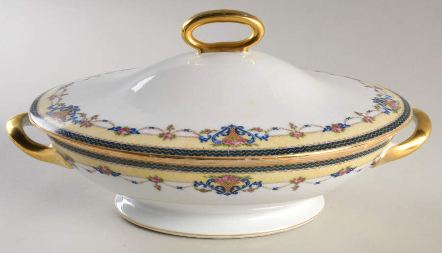 Orleans Oval Covered Vegetable by Union Ceramique-1