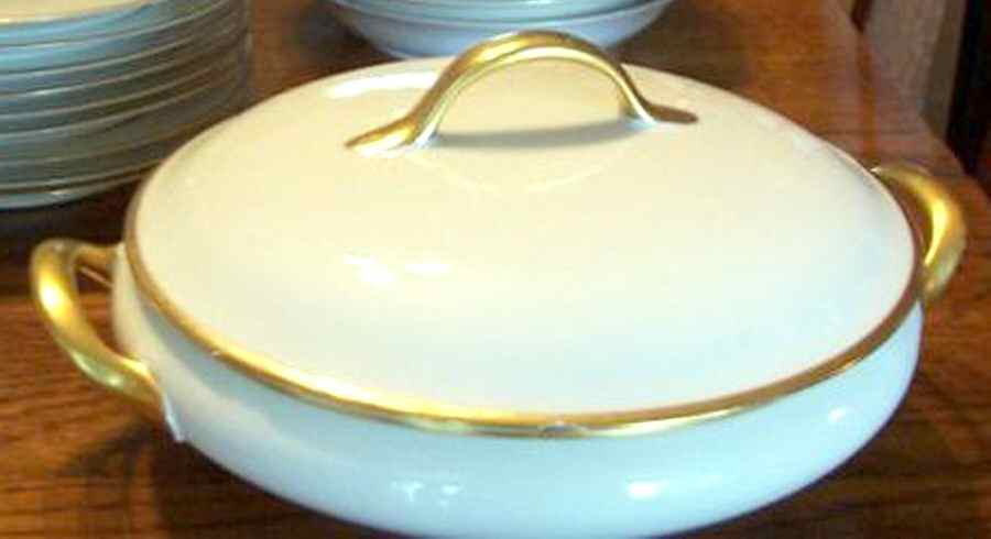 UNC16 Round Covered Vegetable by Union Ceramique-1