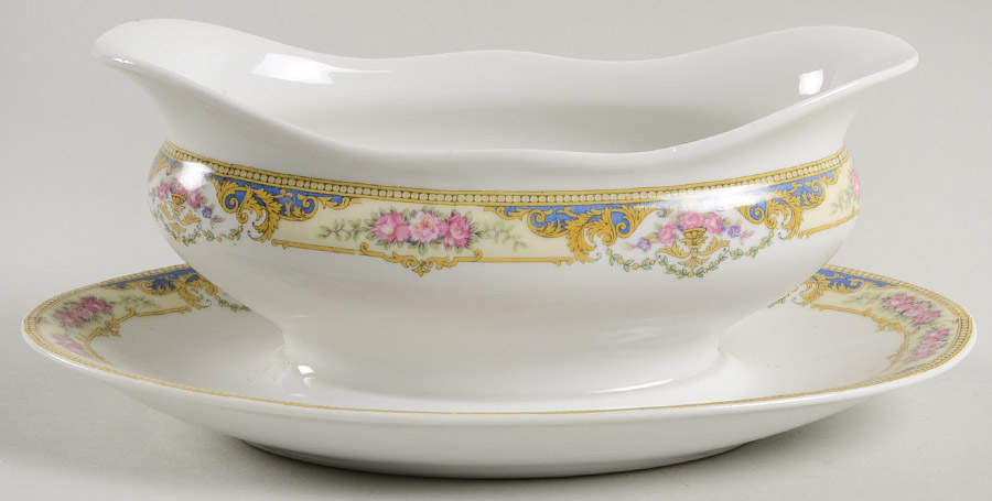 UNC17 Gravy Boat with Attached Underplate by Union Ceramique-1