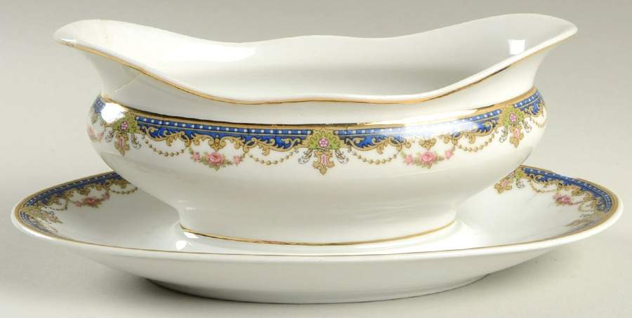 UNC20 Gravy Boat with Attached Underplate by Union Ceramique-1