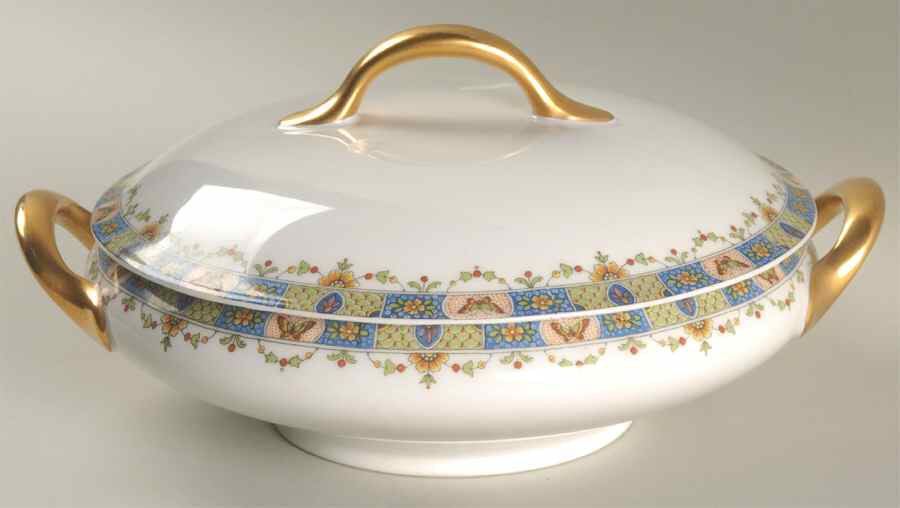 UNC24 Round Covered Vegetable by Union Ceramique-1