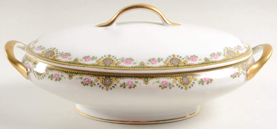 UNC29 Oval Covered Vegetable by Union Ceramique-1