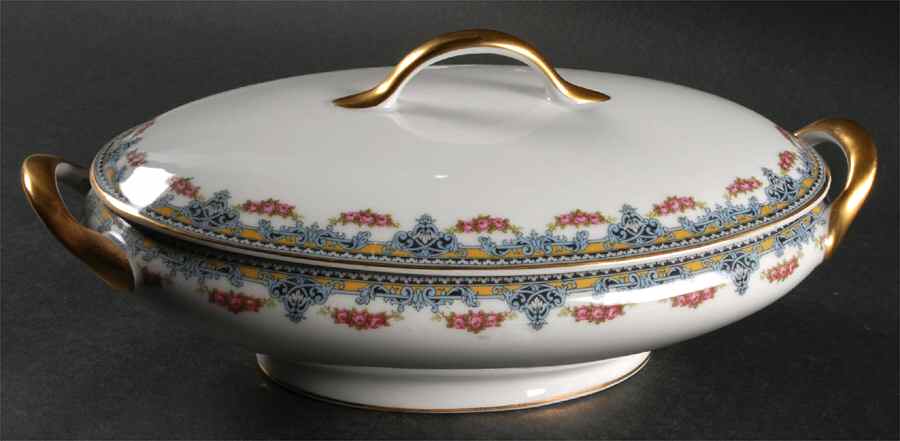 UNC8 Oval Covered Vegetable by Union Ceramique-1