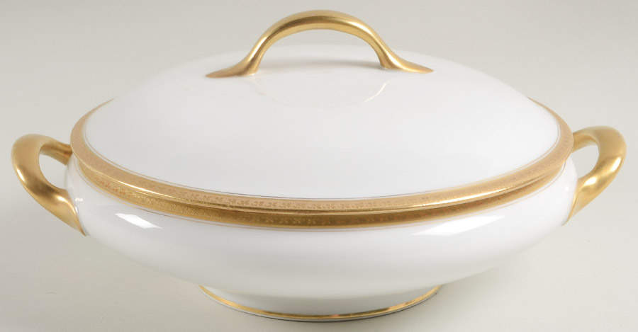 Chaurette Round Covered Vegetable by Union Ceramique-1
