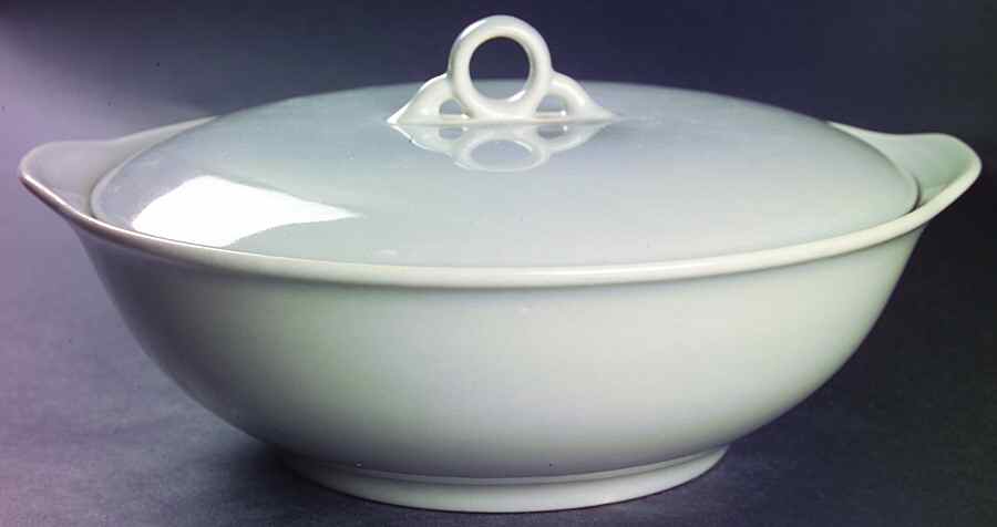 Ballerina Dove Gray Round Covered Vegetable by Universal-1