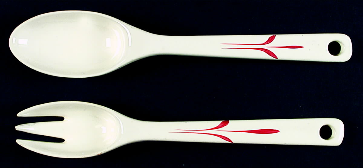 Cattail (Camwood) 2 Piece Salad Set, Solid Piece by Universal-1