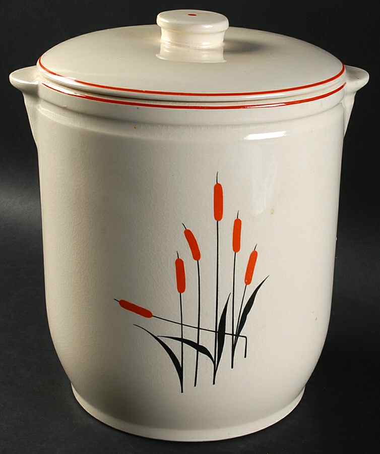 Cattail (Camwood) Cookie Jar & Lid by Universal-1