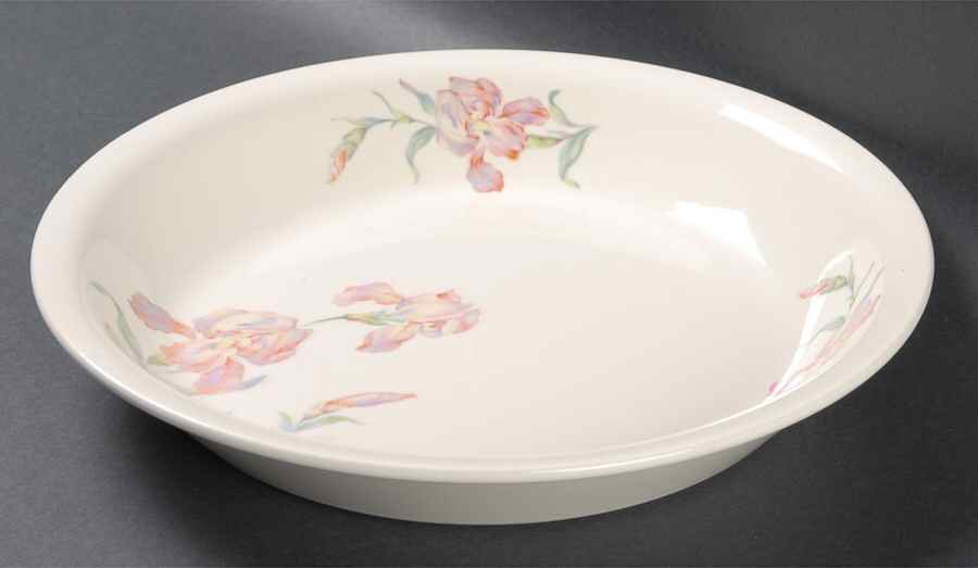 Iris Pie Serving Plate by Universal-1