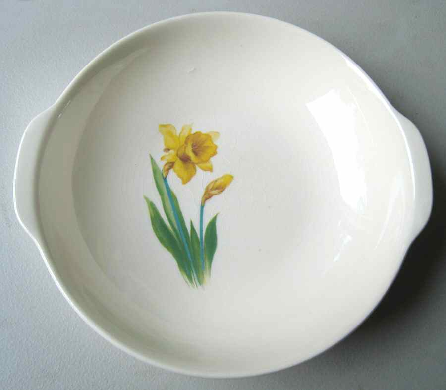Jonquil Lugged Cereal Bowl by Universal-1