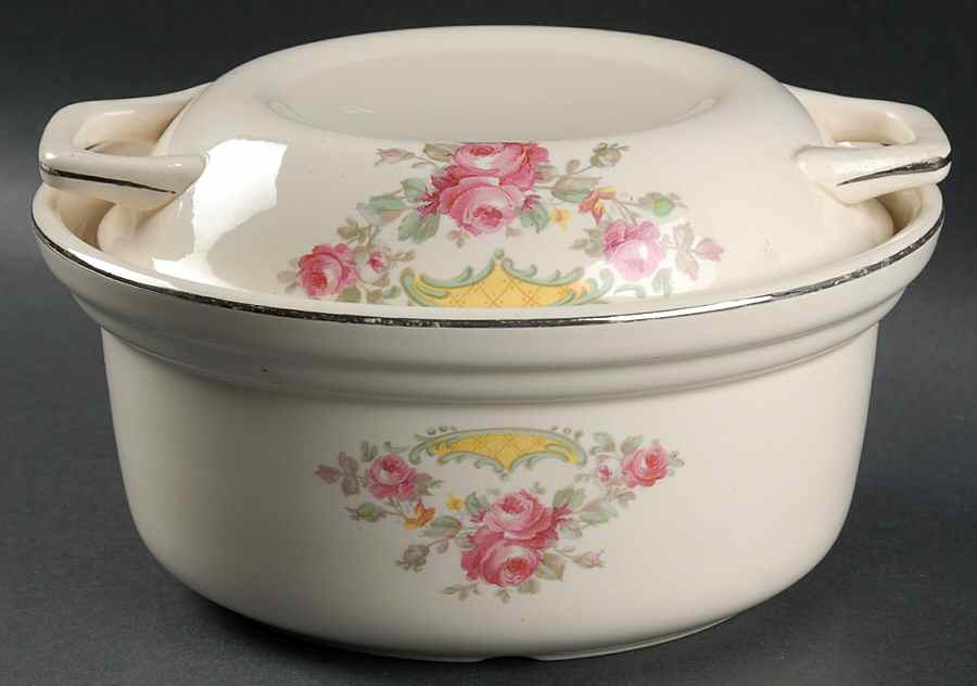 Rambler Rose 1.5 Qt Round Covered Casserole by Universal-1