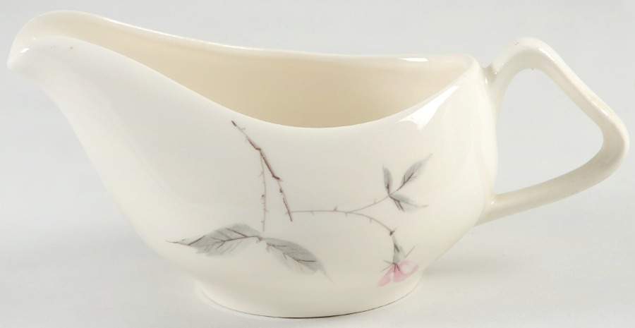 Rosette Gravy Boat by Universal-1