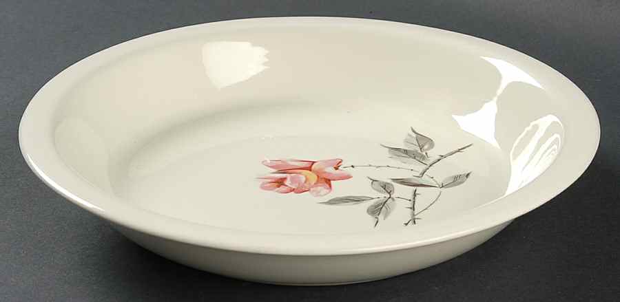 Rosette Pie Serving Plate by Universal-1