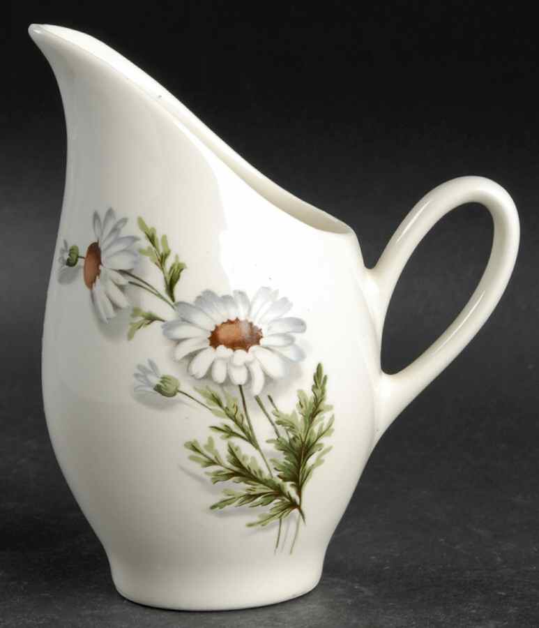 Shasta Daisy Creamer by Universal-1