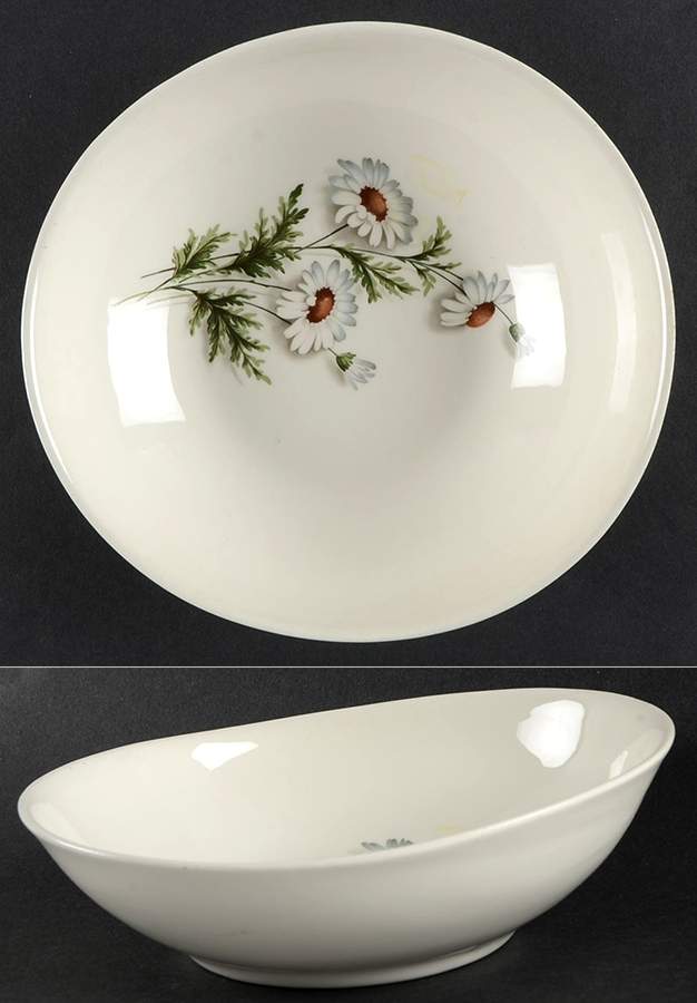 Shasta Daisy Coupe Cereal Bowl by Universal-1