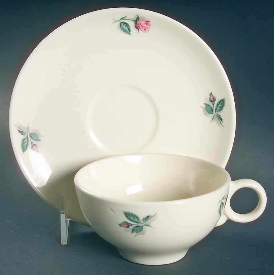 UNI17 Flat Cup & Saucer Set by Universal-1